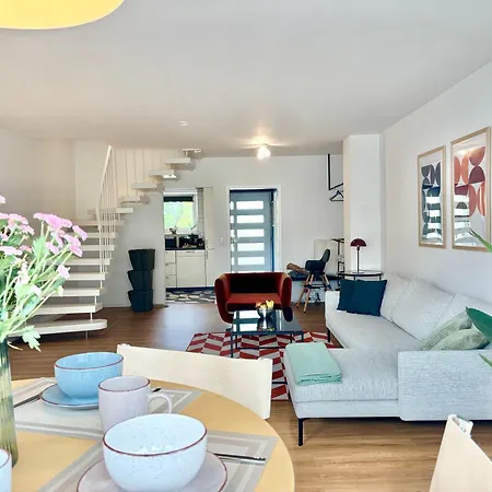 Snug 6 - Ruhige Toplage Seeblick Maisonette Design-wohnung I 3-zimmer I Zentral Appartamento