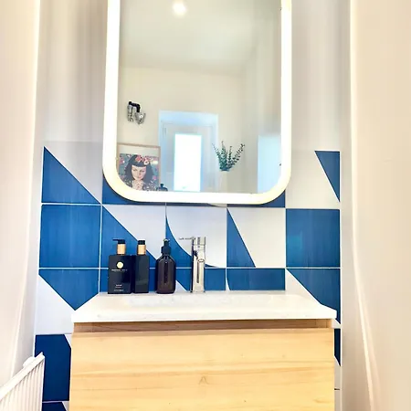 Snug 6 - Ruhige Toplage Seeblick Maisonette Design-wohnung I 3-zimmer I Zentral